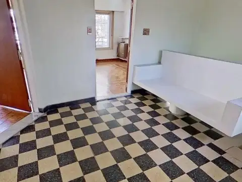 VENTA DE CASA EN LOTE PROPIO – 390 m² TOTALES – ALMAGRO