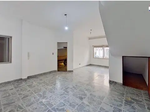 Muñiz 520 , Piso 1