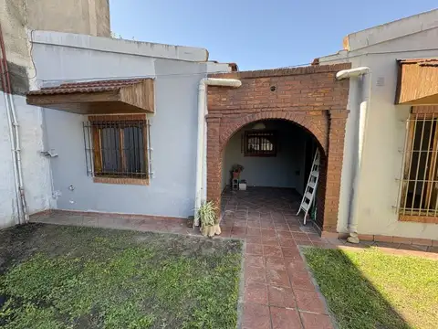 Casa en Alquiler en Libertad, $ 600.000