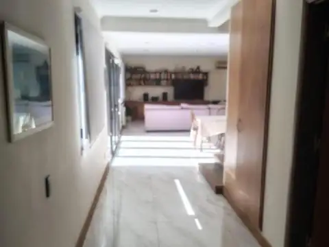Casa en Alquiler en Punta Mogotes, USD 3.000