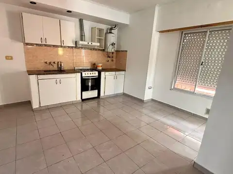Departamento en Alquiler en La Plata, $ 400.000