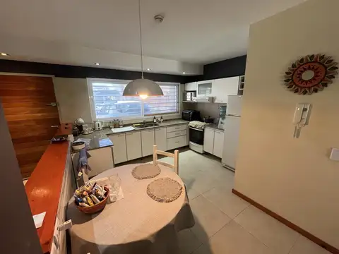 Casa en Alquiler de 3 dormitorios
