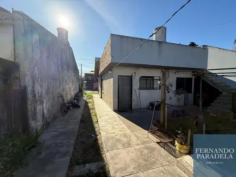 Casa en venta c/ cochera en Villa Gobernador Udaondo