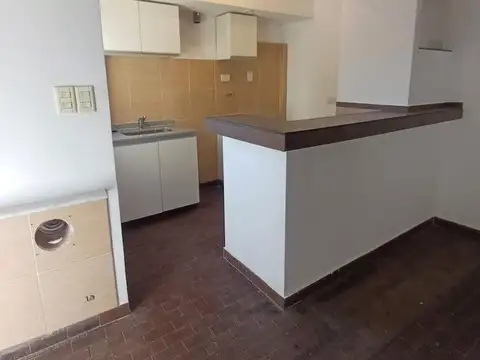 Departamento en Venta en Villa Luzuriaga, USD 45.000