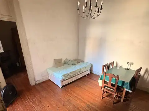 Depto Tipo Casa en Venta 70 años