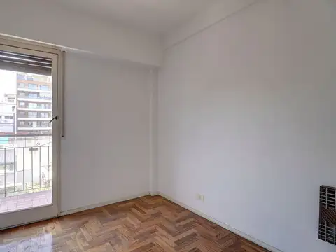 Departamento 4 ambientes en venta en P Patricios