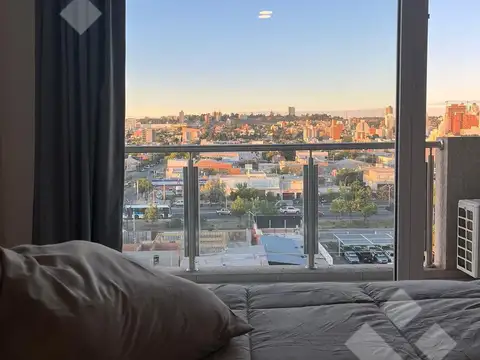 Departamento en Alquiler con 1 cochera