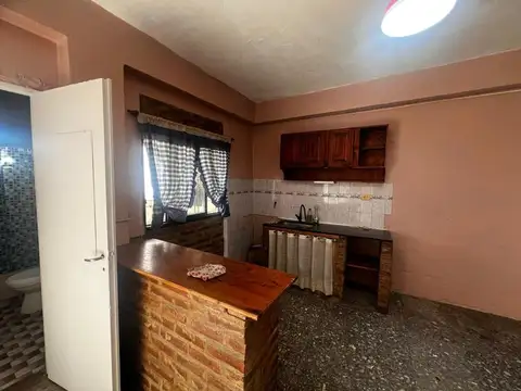 Depto Tipo Casa en Alquiler en Villa Ballester, $ 650.000
