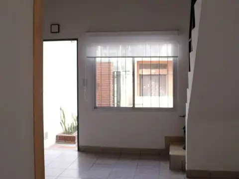 Duplex en alquiler de dos ambientes