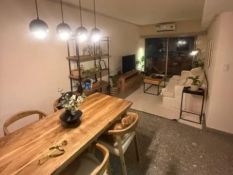 PH 3 ambientes con balcón corrido al frente en Villa Santa Rita, muy bajas expensas