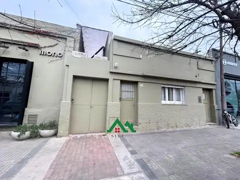 TERRENO CON 3 PROPIEDADES EN VILLA MARÍA | OPORTUNIDAD DE INVERSIÓN