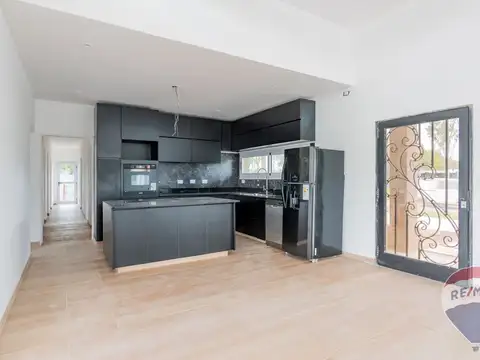 CASA EN  ALQUILER -MIRALAGOS 2