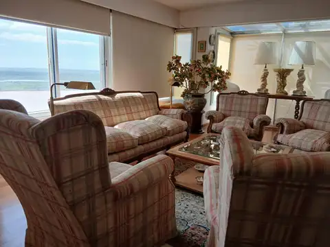 Departamento en Venta de 4 dormitorios