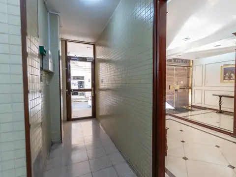 Departamento 8 ambientes con 3 baños