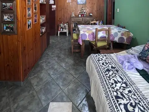 Casa 3 ambientes con 1 baño