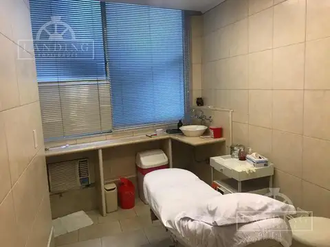Oficina en Venta 60 años