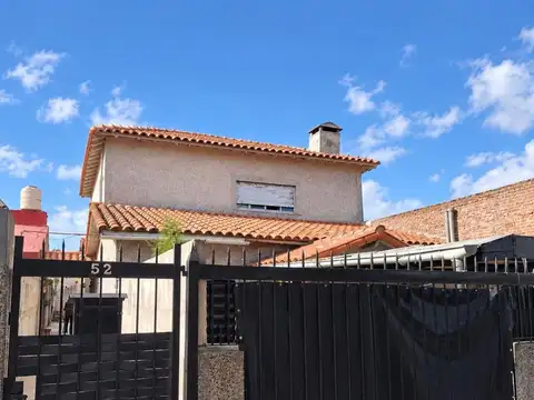 Depto Tipo Casa en Venta de 3 dormitorios