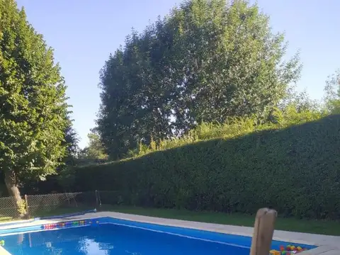 CASA QUINTA EN LA REJA ZONA CENTRO PAYRO  1279