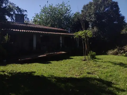 capitán de fragata moyano 100