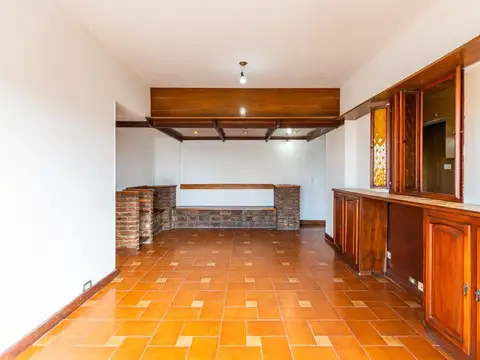 Departamento 4 ambientes con 2 baños