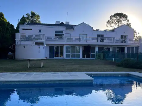 OPORTUNIDAD VENTA EN BLOQUE ideal reciclar VILLA ALLENDE