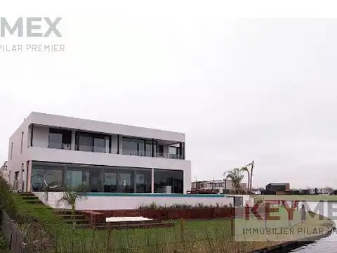 Casa en Venta en Puertos, USD 1.800.000