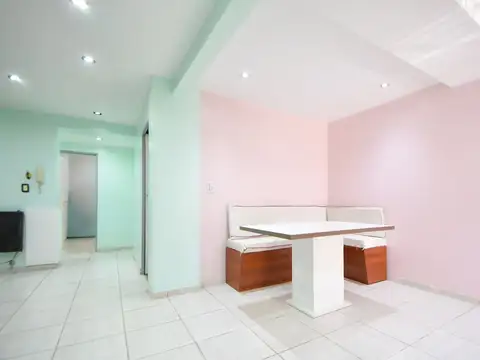 Depto Tipo Casa en Venta en Agronomía, USD 125.000