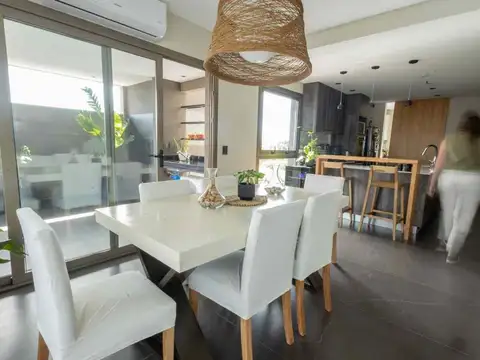 Departamento en Venta con 2 cocheras