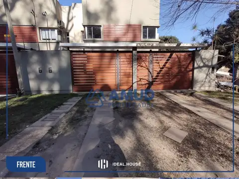 CASAS - DUPLEX - MACROCENTRO, RESISTENCIA