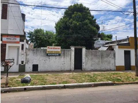 Casa en Venta - Remedios de Escalada.