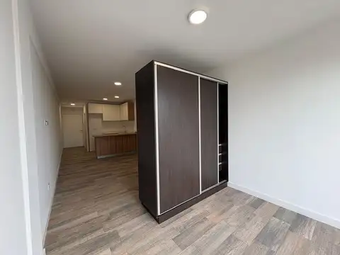 Alquiler | Monoambiente con balcón + cochera | Coghlan