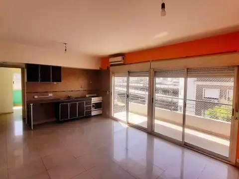 Departamento de 2 ambientes con balcón