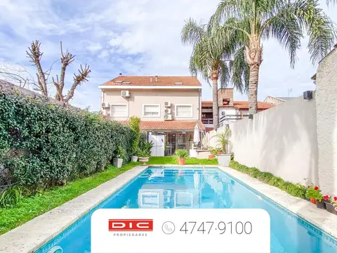 Triplex 3 dormitorios Venta - Beccar