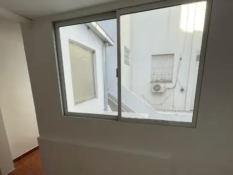 Felipe Vallese 2700, Piso 1