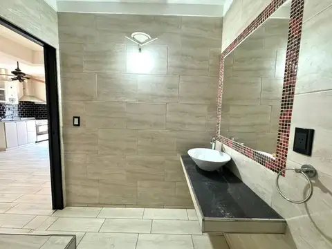 Albariño 3500, Piso 1