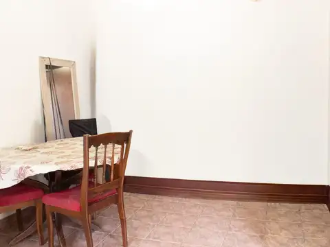 Venta PH 2 ambientes San José luminoso