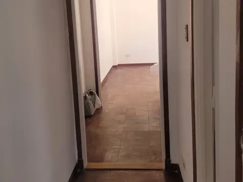 Departamento 2 ambientes con gran balcon aterrazado, todo luz