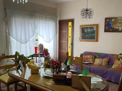 BERMUDEZ 2700
