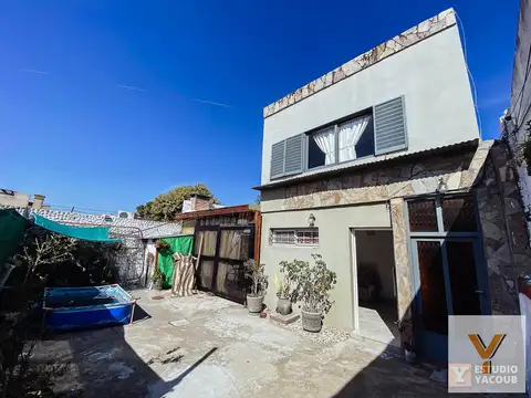 Depto Tipo Casa en Venta de 5 ambientes