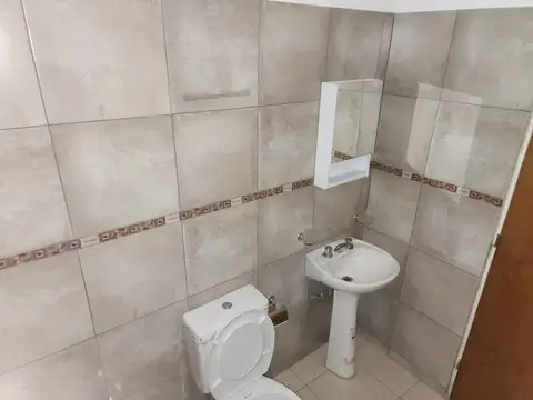 Local en Alquiler en Jose Muñoz, $ 390.000