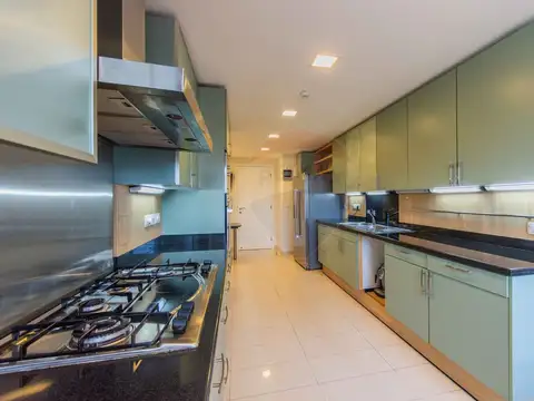 Departamento en Venta con 4 cocheras