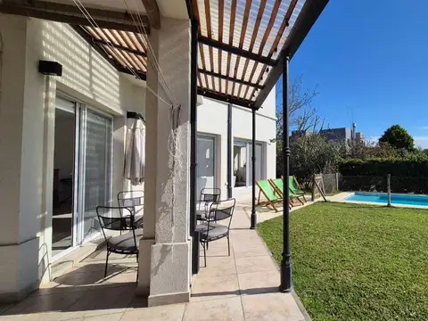 Casa 4 hab con pileta cercada en alquiler VERANO en Canton