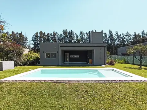 Casa en Venta al Oeste