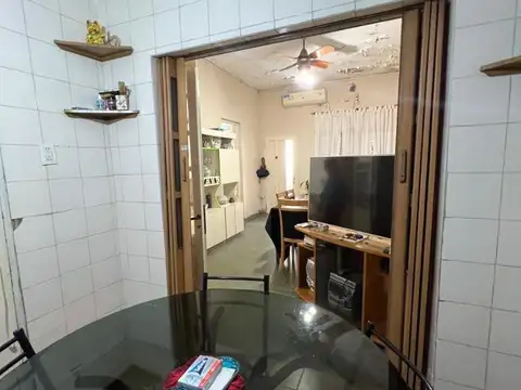 Depto Tipo Casa 5 ambientes con 1 baño