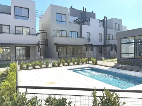 Town Kiri - Nordelta - Avenida de los lagos al 2000