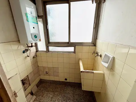 Departamento de 2 ambientes a pasos de Avda Fco Lacroze