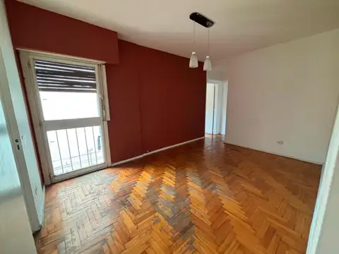 Departamento de 2 ambientes a pasos de Avda Fco Lacroze