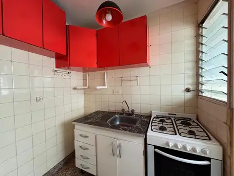 Departamento en Venta en Chacarita, USD 57.000