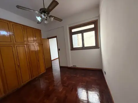 Depto Tipo Casa en Venta 64 años