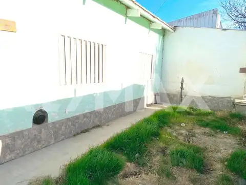 Venta Casa en Esquina , 2 dormitorios 